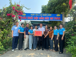 ẤM ÁP CHUYẾN THĂM CỦA LIÊN MINH HTX TỈNH NGHỆ AN TẠI HTX NAM ANH - TIẾP SỨC CHO TINH HOA SẮN DÂY XỨ NGHỆ