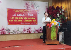 Khai giảng lớp đào tạo nghề Dệt thổ cẩm tại xã Mường Xén