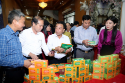 Yêu cầu tất yếu của việc đổi mới, nâng cao chất lượng xúc tiến thương  mại, chuyển đổi số trong khu vực kinh tế tập thể, HTX tỉnh Nghệ An