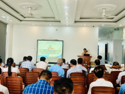Tập huấn Chuyển đổi số trong công tác an toàn vệ sinh lao động và vệ sinh môi trường cho các hợp tác xã